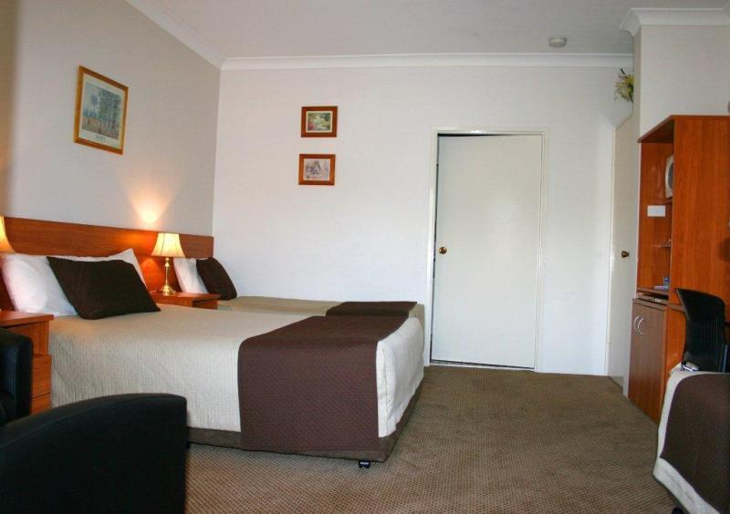 Cadman Motor Inn And Apartments Tamworth Exterior foto