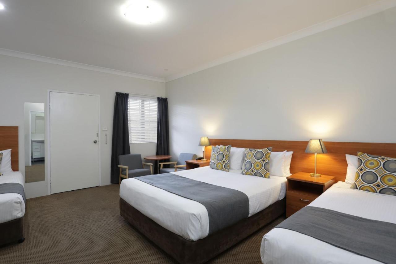 Cadman Motor Inn And Apartments Tamworth Exterior foto
